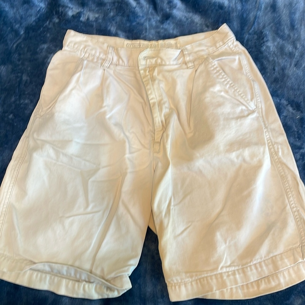 Men’s cargo shorts